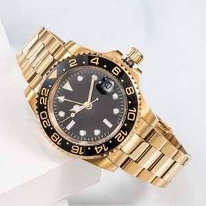 Gold-Tone Men's Sport Watch with Black Dial